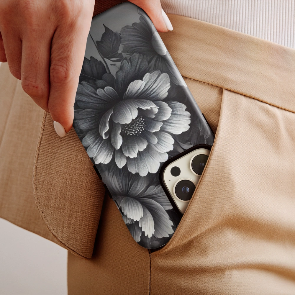 "Moonlit Florals" - iPhone Handyhülle